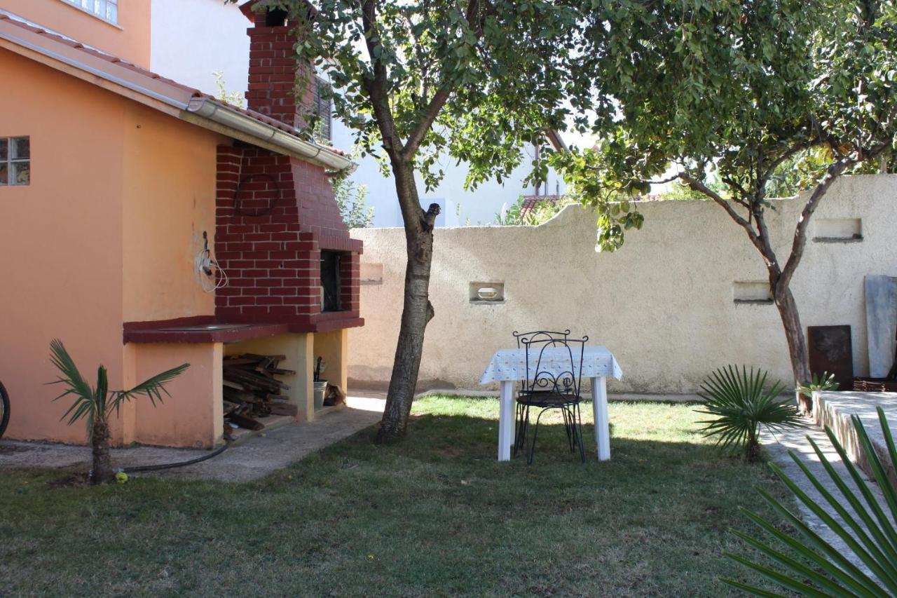 Apartments With A Parking Space Medulin - 7208 Exterior foto